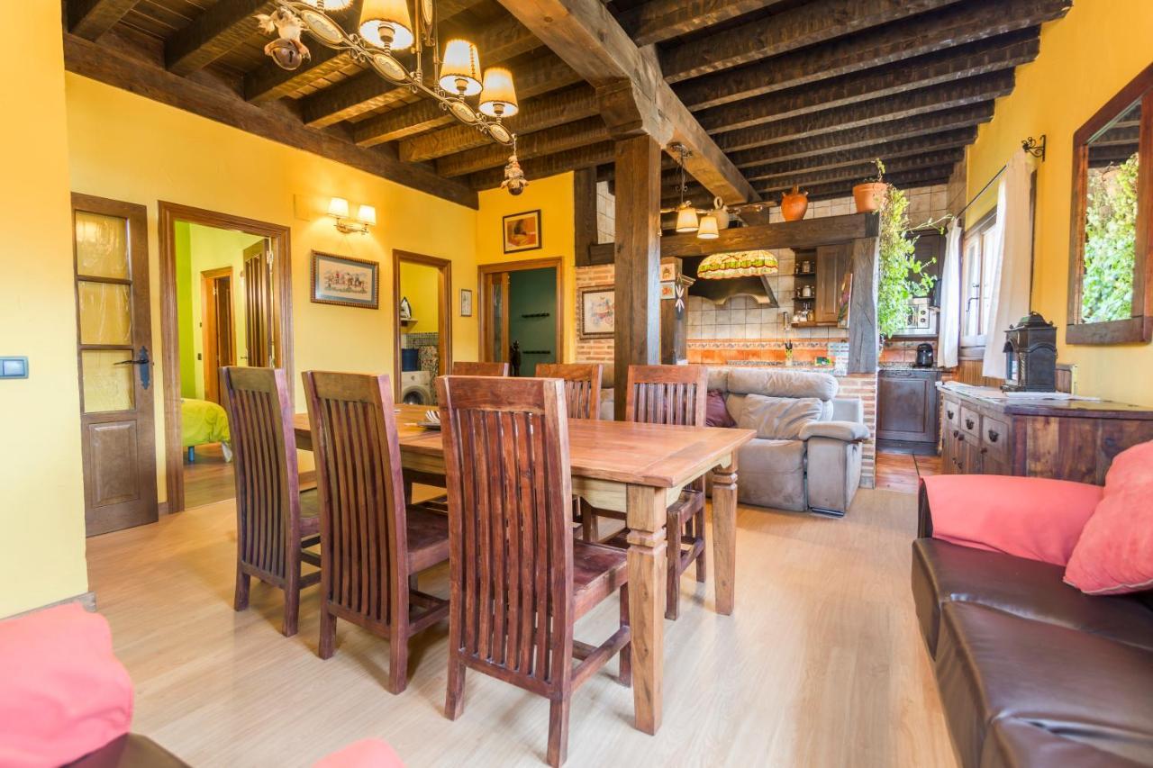 El Nido Del Mirlo Vila Casarejos Exterior foto