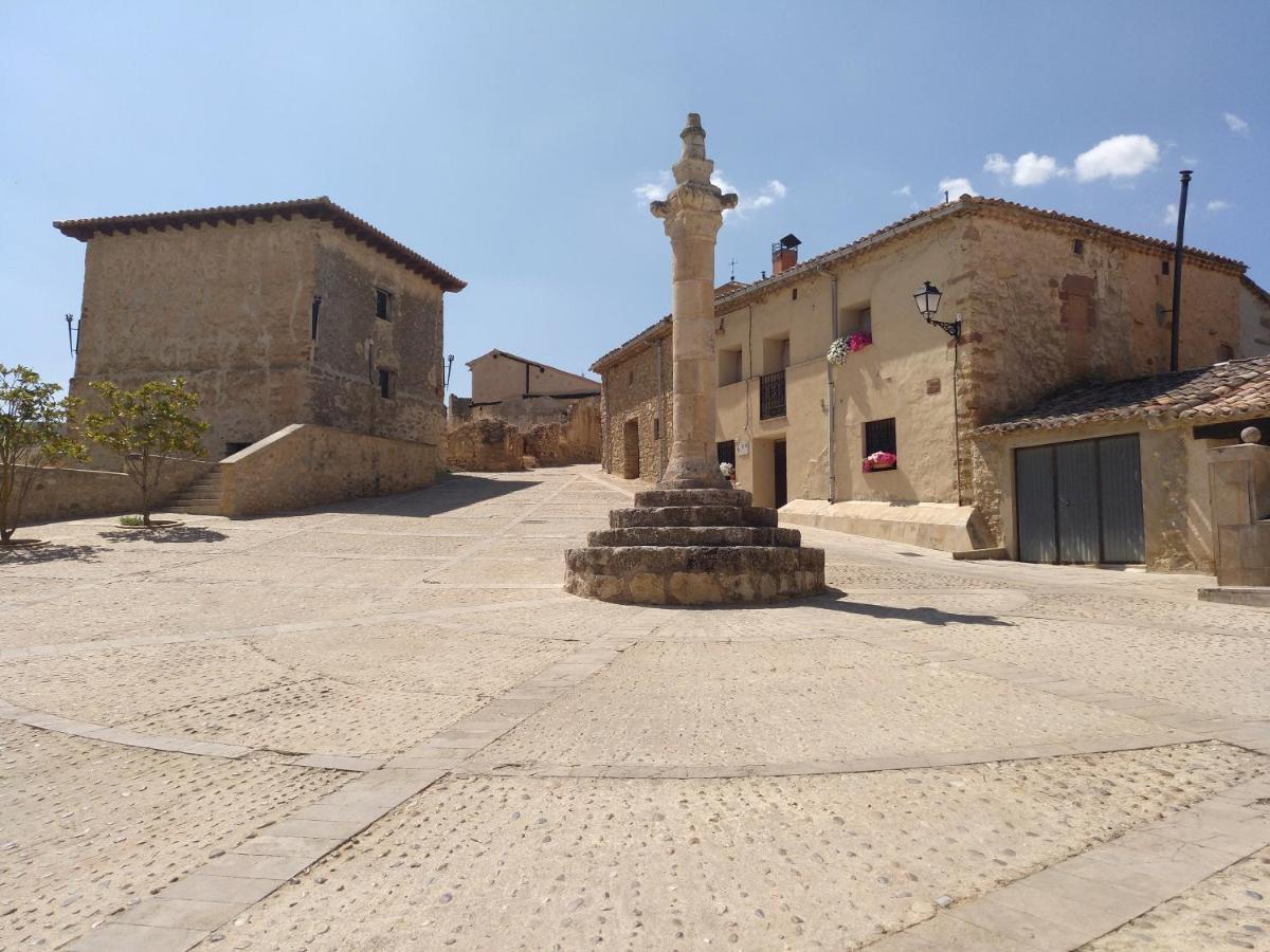 El Nido Del Mirlo Vila Casarejos Exterior foto